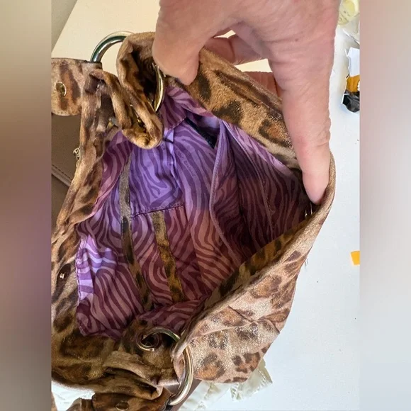 Kathy Van Zeeland Leopard Print Shoulder Bag Y2K Glam Heart Zipper Purse - Picture 2 of 2